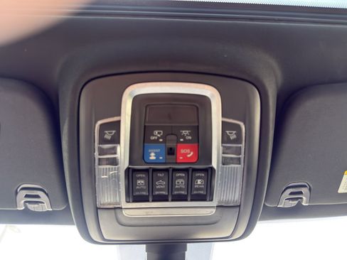 Used 2022 RAM 1500 Big Horn AWD/4WD image 24