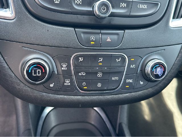 Used 2021 Chevrolet Malibu LT FWD image 26