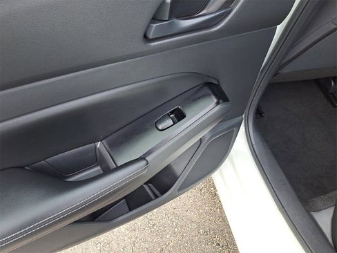 Certified 2023 Nissan Altima 2.5 SV image 12