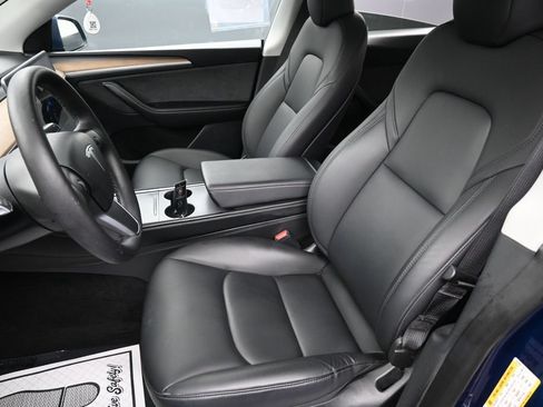 Used 2023 Tesla Model Y Long Range AWD/4WD image 22