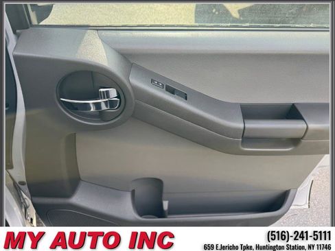 Used 2011 Nissan Xterra S image 26