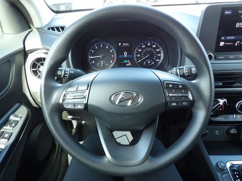 Used 2023 Hyundai Kona SEL image 16