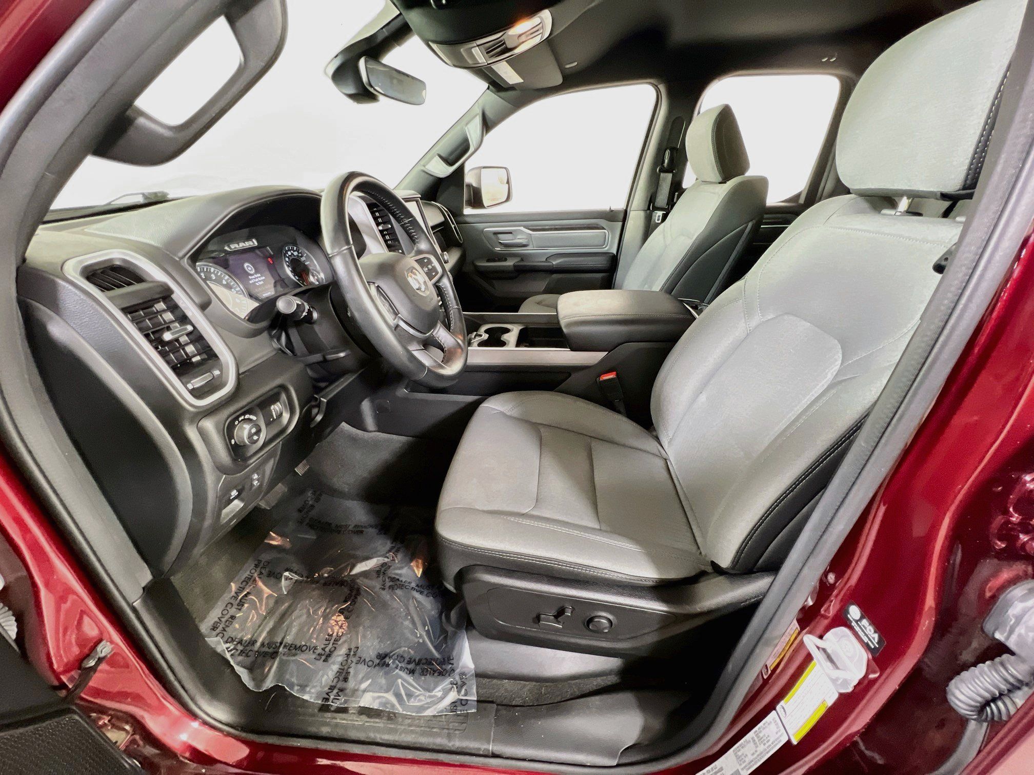 Used 2022 RAM 1500 Big Horn AWD/4WD image 19