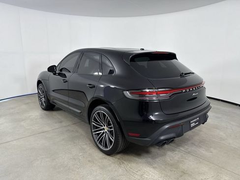 Certified 2024 Porsche Macan w/ Premium Plus Package AWD/4WD image 3