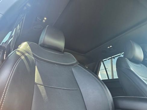 Used 2021 Ford Explorer ST w/ Equipment Group 401A AWD/4WD image 17
