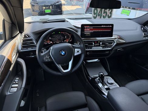 Used 2024 BMW X4 xDrive30i w/ Premium Package AWD/4WD image 14