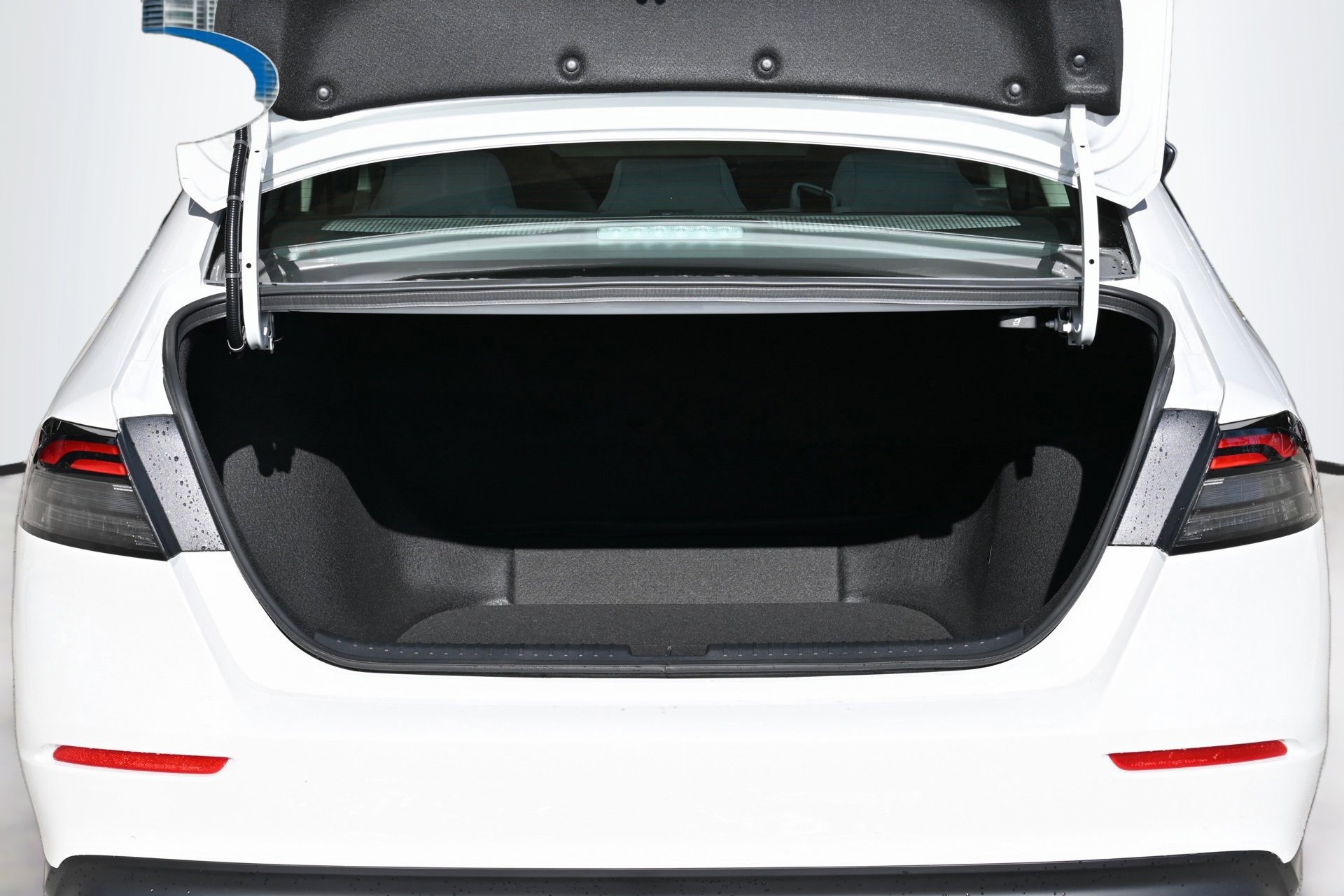 New 2026 Honda Accord LX image 9