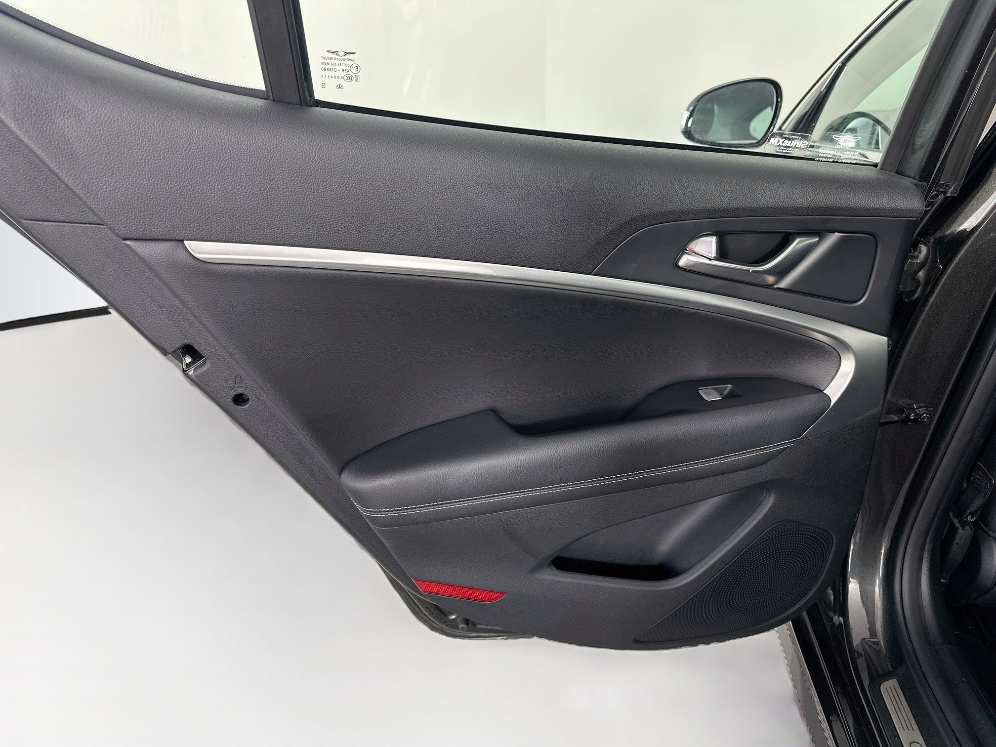 Used 2026 Genesis G70 2.5T RWD image 26