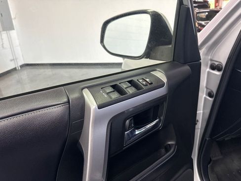 Used 2019 Toyota 4Runner SR5 image 10