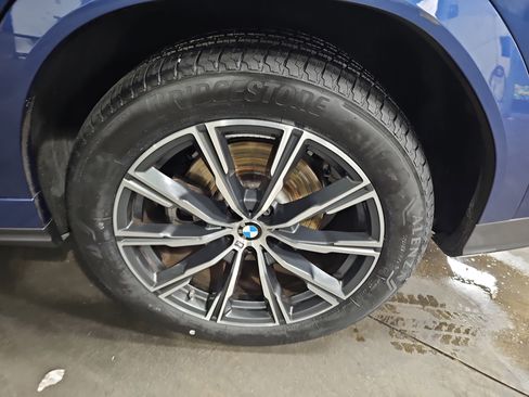 Certified 2023 BMW X6 xDrive40i w/ M Sport Package image 35