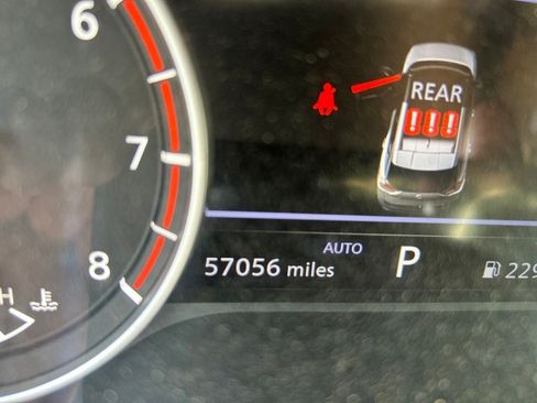 Used 2023 Nissan Rogue SV AWD/4WD image 11