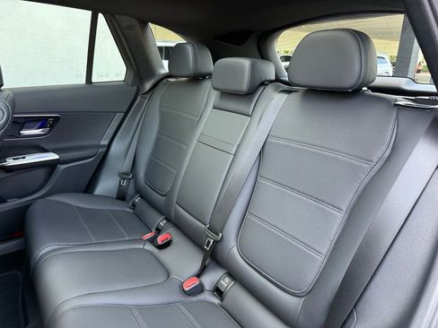 Used 2026 Mercedes-Benz GLC 300 4MATIC image 14