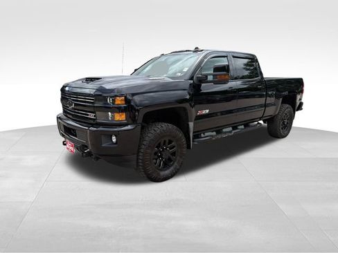 Used 2018 Chevrolet Silverado 2500 LTZ w/ Midnight Edition AWD/4WD image 7