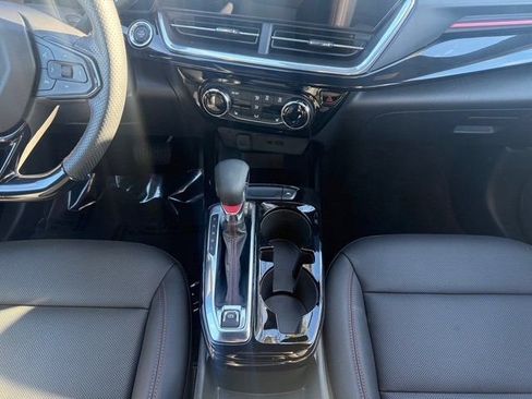 Used 2024 Chevrolet Trax RS w/ Driver Confidence Package image 28