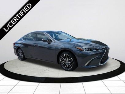 Certified 2025 Lexus ES 350 w/ Premium Package