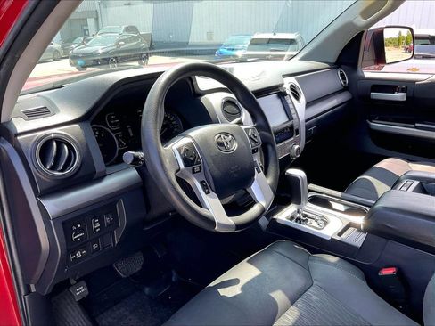 Used 2020 Toyota Tundra SR5 w/ TRD Off-Road Package AWD/4WD image 8