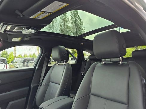 New 2026 Land Rover Range Rover Velar Dynamic SE AWD/4WD image 24