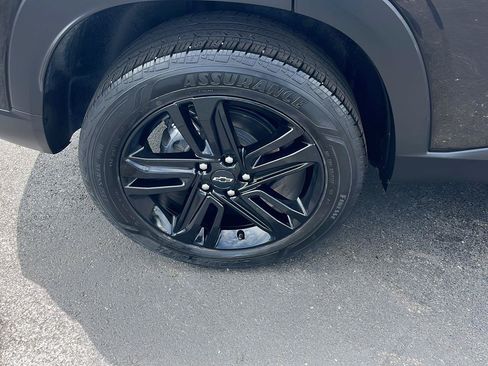Used 2024 Chevrolet Trax ACTIV FWD image 33