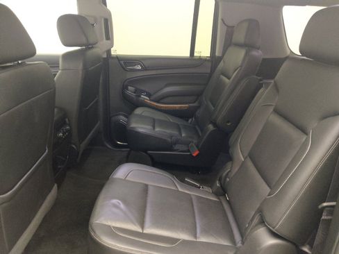 Used 2017 Chevrolet Suburban Premier AWD/4WD image 18