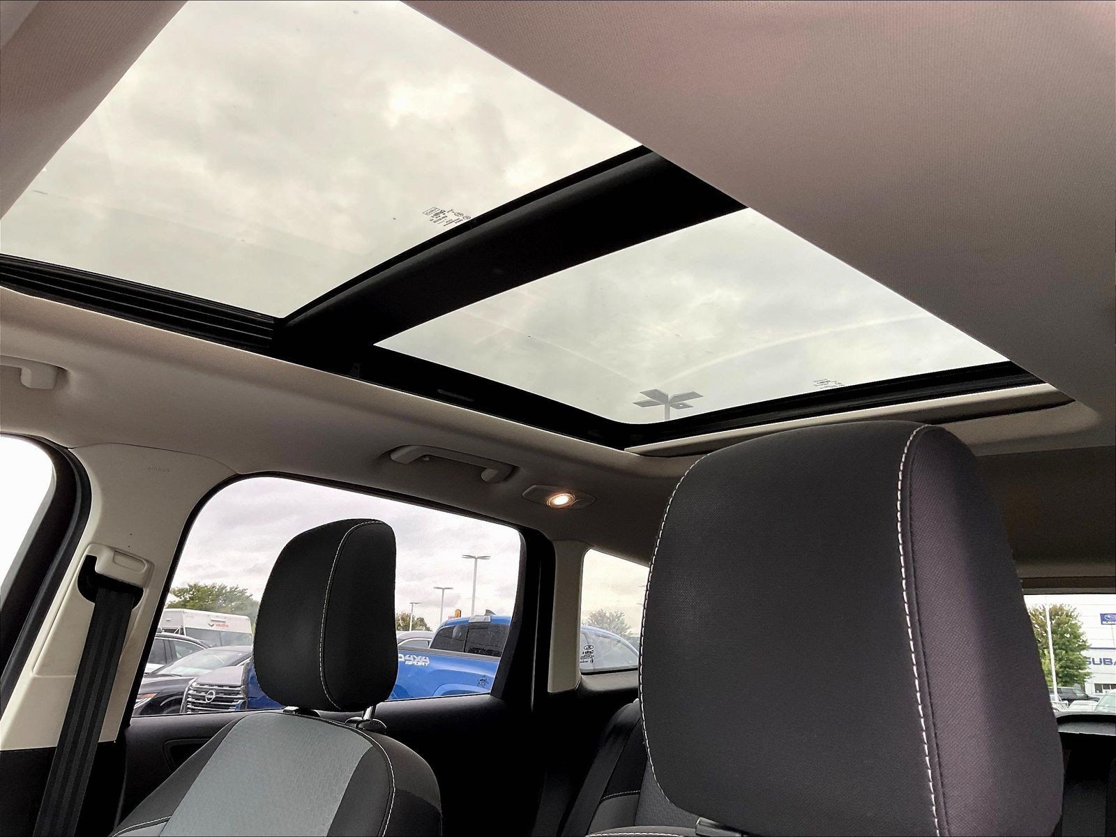 Used 2018 Ford Escape SE AWD/4WD image 4