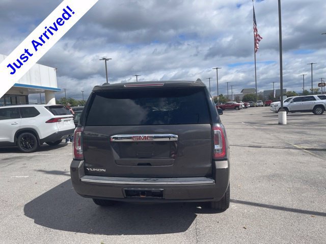 Used 2020 GMC Yukon Denali w/ Denali Premium Package AWD/4WD image 4
