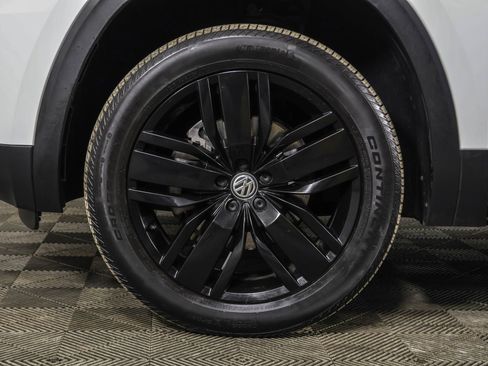 Used 2019 Volkswagen Atlas SEL AWD/4WD image 25