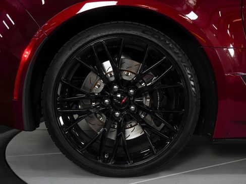 Used 2016 Chevrolet Corvette Z06 w/ 3LZ Preferred Equipment Group RWD image 28