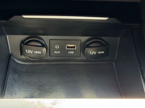 Used 2018 Hyundai Elantra SEL FWD image 24