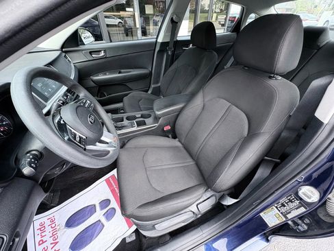 Used 2019 Kia Optima LX image 12