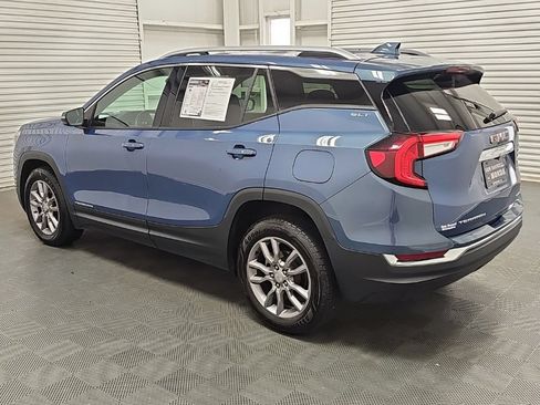 Used 2024 GMC Terrain SLT AWD/4WD image 6
