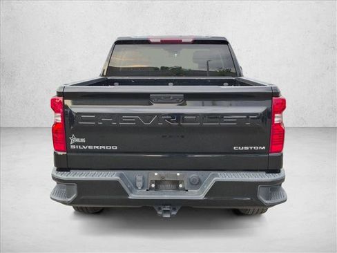 Used 2022 Chevrolet Silverado 1500 Custom RWD image 6