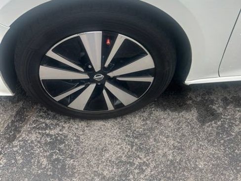 Used 2022 Nissan Altima 2.5 SR FWD image 35