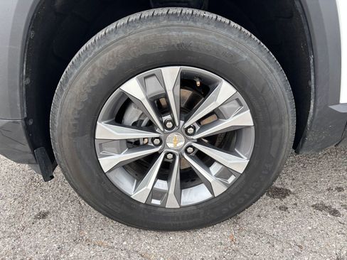 Used 2025 Chevrolet Equinox LT image 29