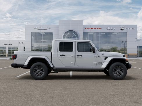 New 2026 Jeep Gladiator Sport AWD/4WD image 47