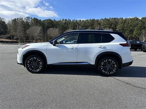 Certified 2024 Nissan Rogue Platinum w/ Platinum Premium Package image 5