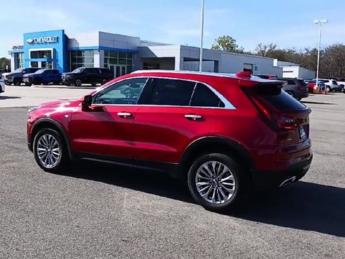 Certified 2024 Cadillac XT4 Premium Luxury AWD/4WD image 6