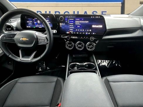 Used 2024 Chevrolet Blazer EV LT image 7
