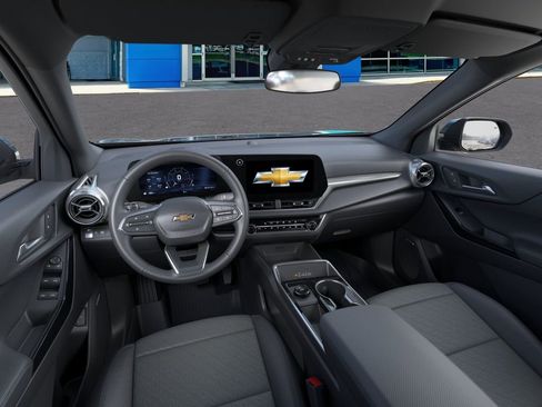 New 2026 Chevrolet Equinox LT w/ Convenience Package II FWD image 15