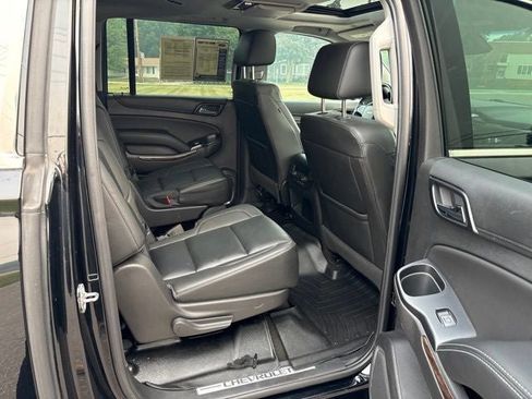 Used 2018 Chevrolet Suburban LT AWD/4WD image 12