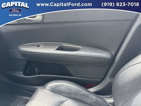 Used 2020 Kia Optima SE FWD image 29