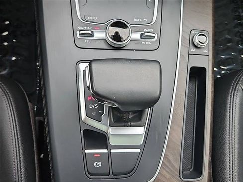 Used 2018 Audi Q5 Prestige AWD/4WD image 12