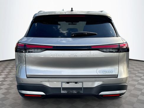 Certified 2026 INFINITI QX60 Luxe w/ Cargo Package FWD image 7