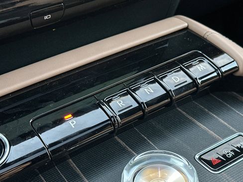 New 2025 Lincoln Navigator L Black Label image 23