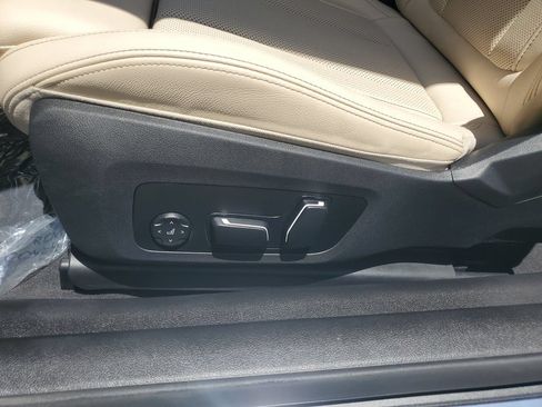 Used 2025 BMW 430i Convertible RWD image 21