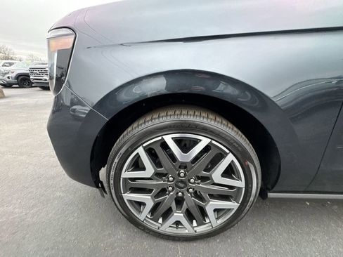 New 2026 Ford Expedition Max Platinum AWD/4WD image 10