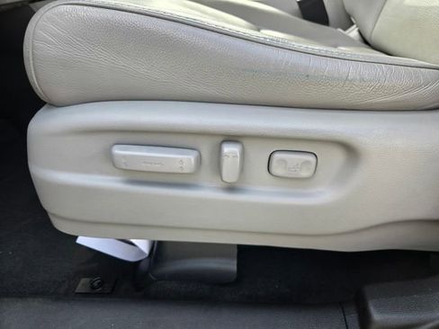 Used 2019 Honda Pilot Touring image 15