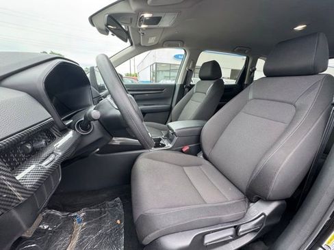 Used 2026 Honda CR-V LX image 9