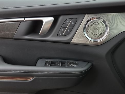 New 2026 Buick Enclave Avenir w/ Super Cruise Package FWD image 13