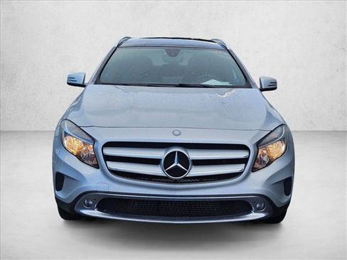 Used 2017 Mercedes-Benz GLA 250 4MATIC image 2