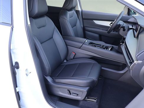 Used 2025 Nissan Murano SL w/ Cargo Package image 18